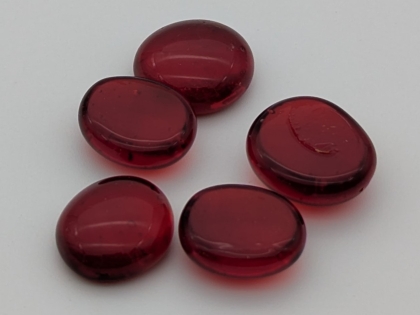 Preview: Glasnuggets rubinrot transparent 15-17 mm/1 kg